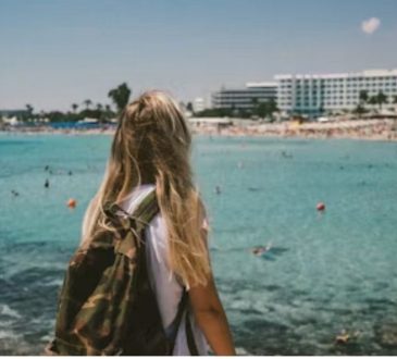 10 Life-Changing Volunteer Vacations That Give Back