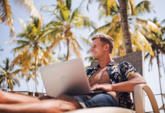 Essential Safety Tips for Bold Digital Nomad Travel